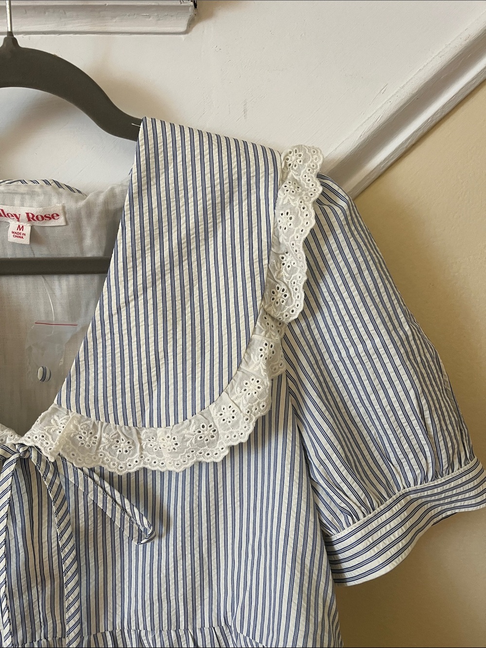 Bailey rose Women’s Blue Stripe Lace-Trim Blouse - Picture 4 of 7